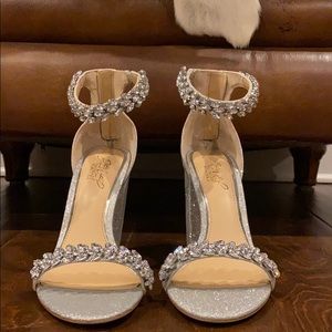 Jewel Badgley Mischka heels